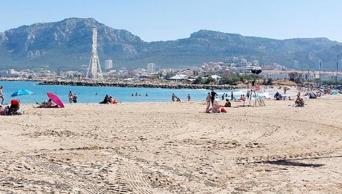 Studio A 2 Pas De La Plage Marseille Bagian luar foto
