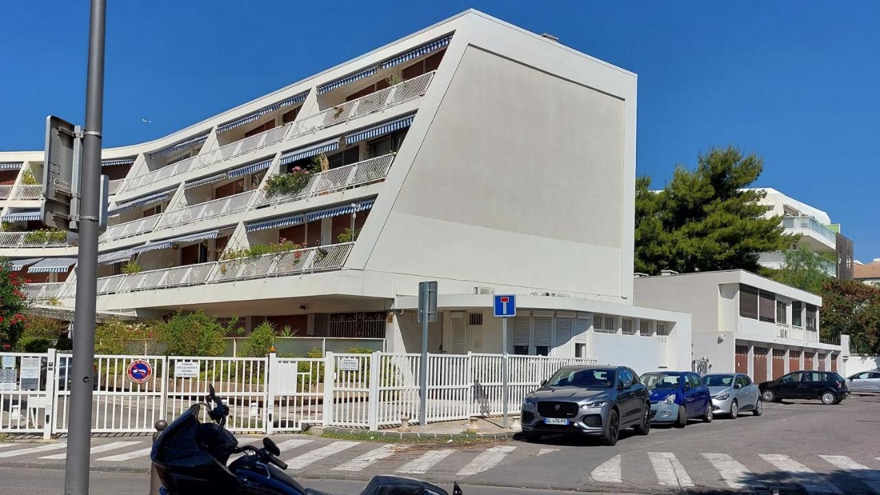 Studio A 2 Pas De La Plage Marseille Bagian luar foto