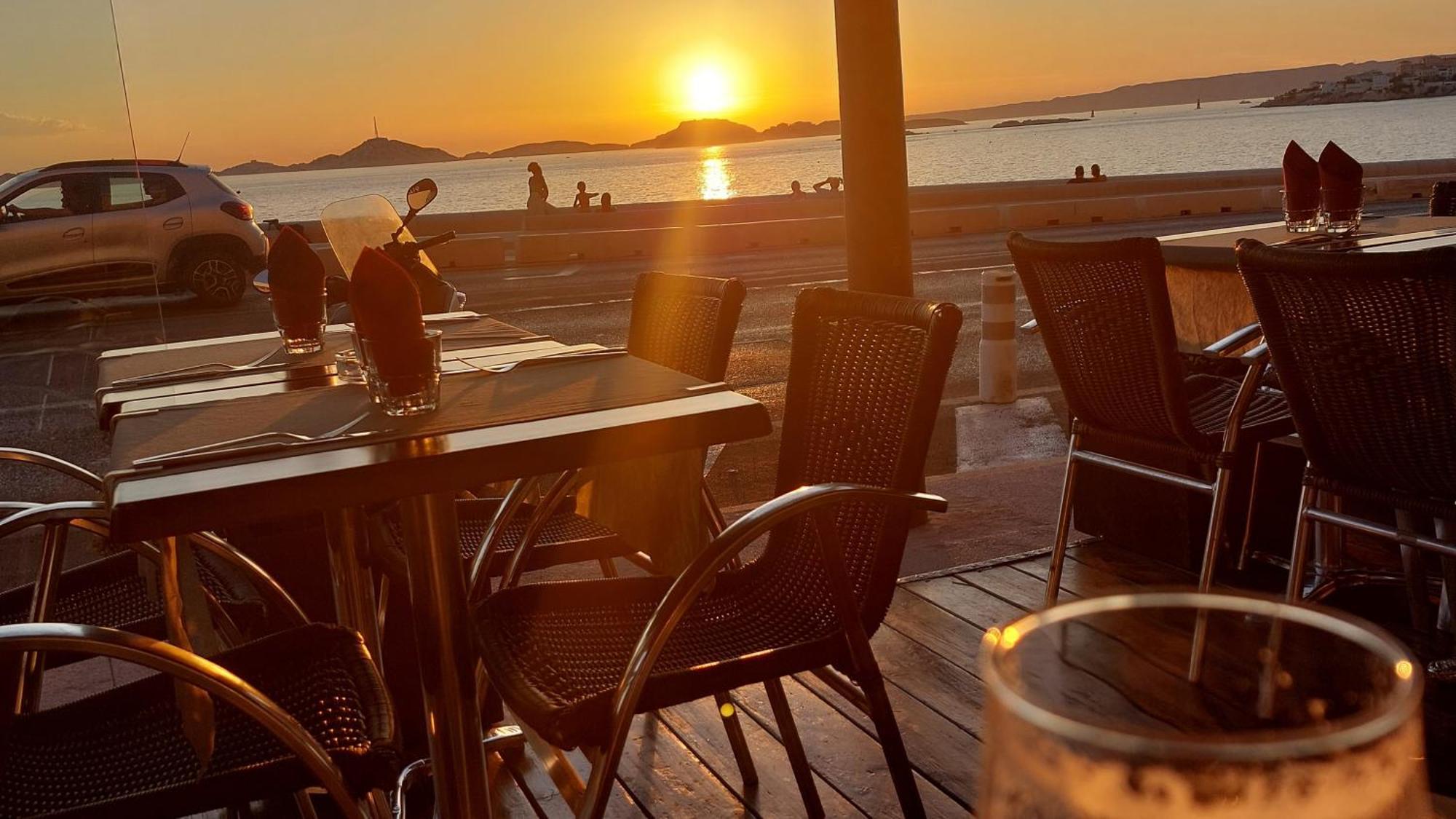 Studio A 2 Pas De La Plage Marseille Bagian luar foto